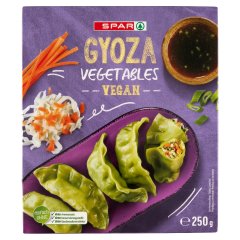 SPAR fehér káposztával, metélőhagymával, sárgarépával, retekkel és újhagymával töltött tészta 250 g